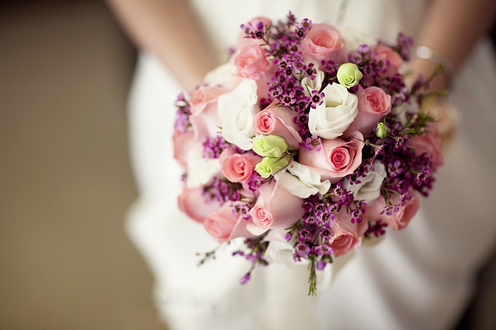 pink rose bridal bouquet