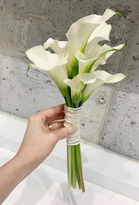 long stem calla lily bouquet