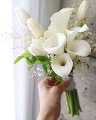 calla lily wedding bouquet