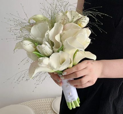 orange calla lily bouquet