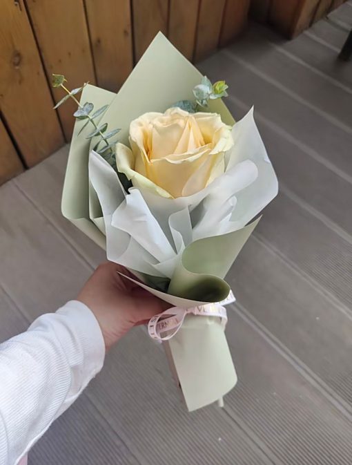 Mini Flower Bouquet Small Flower Bouquet + Free Delivery