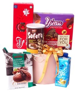 C-35 CHOCOLATE HAMPER STANDARD