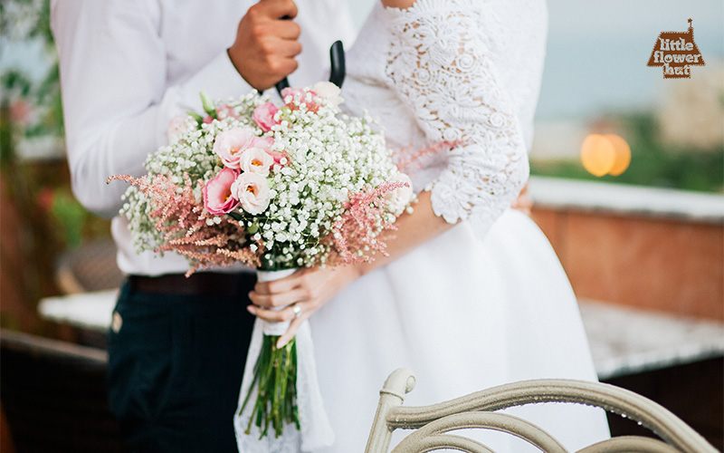 Bride holding a wedding bouquet