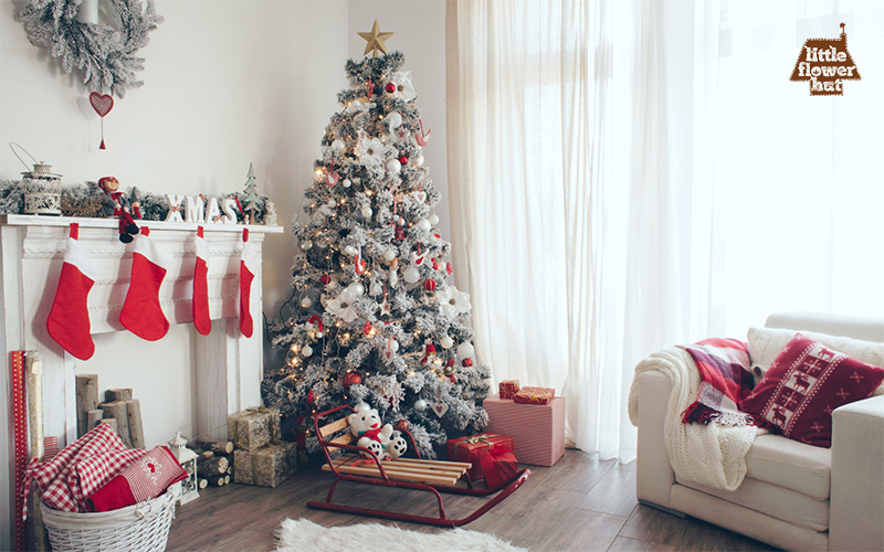 Cosy Christmas tree corner with Christmas decoration
