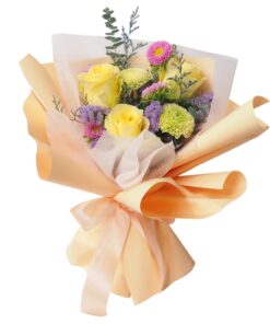 KH-137 Understanding Heart rose bouquet