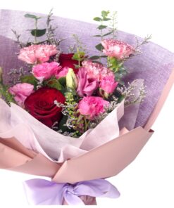 KH-144 Royal red rose bouquet