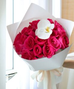 Personalized flower arrangement rose
